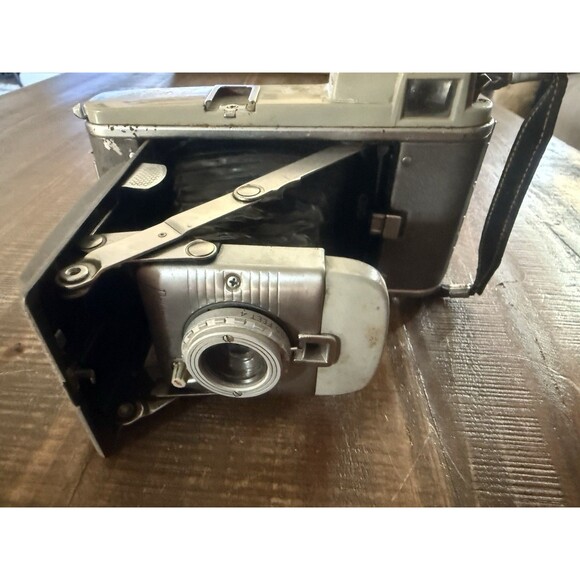 Polaroid Model 80 Land Camera Vintage Untested
